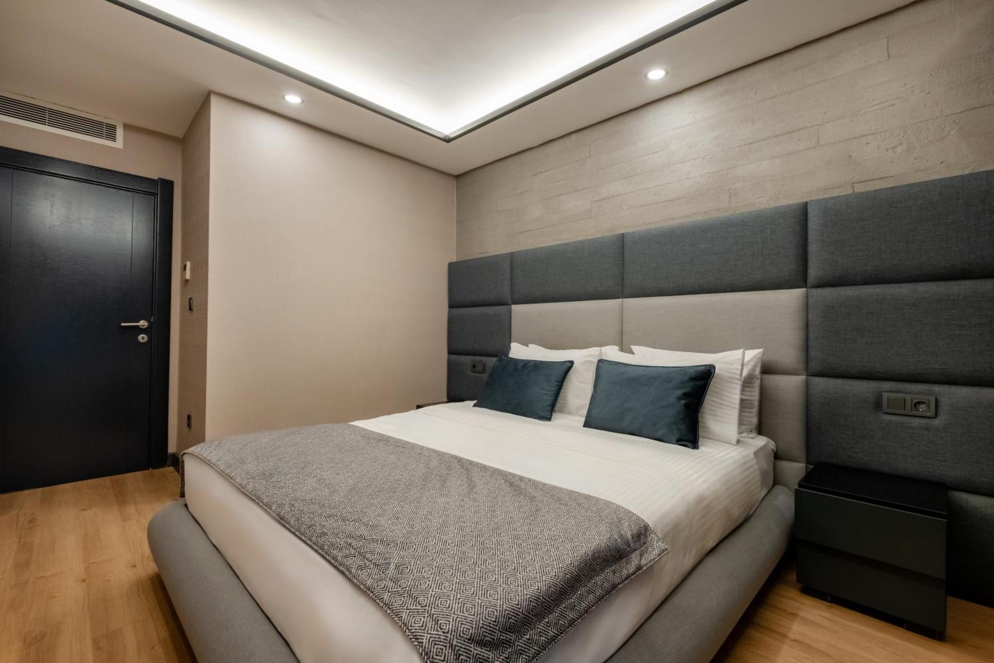 The Row Suites Taksim Istanbul Exterior photo
