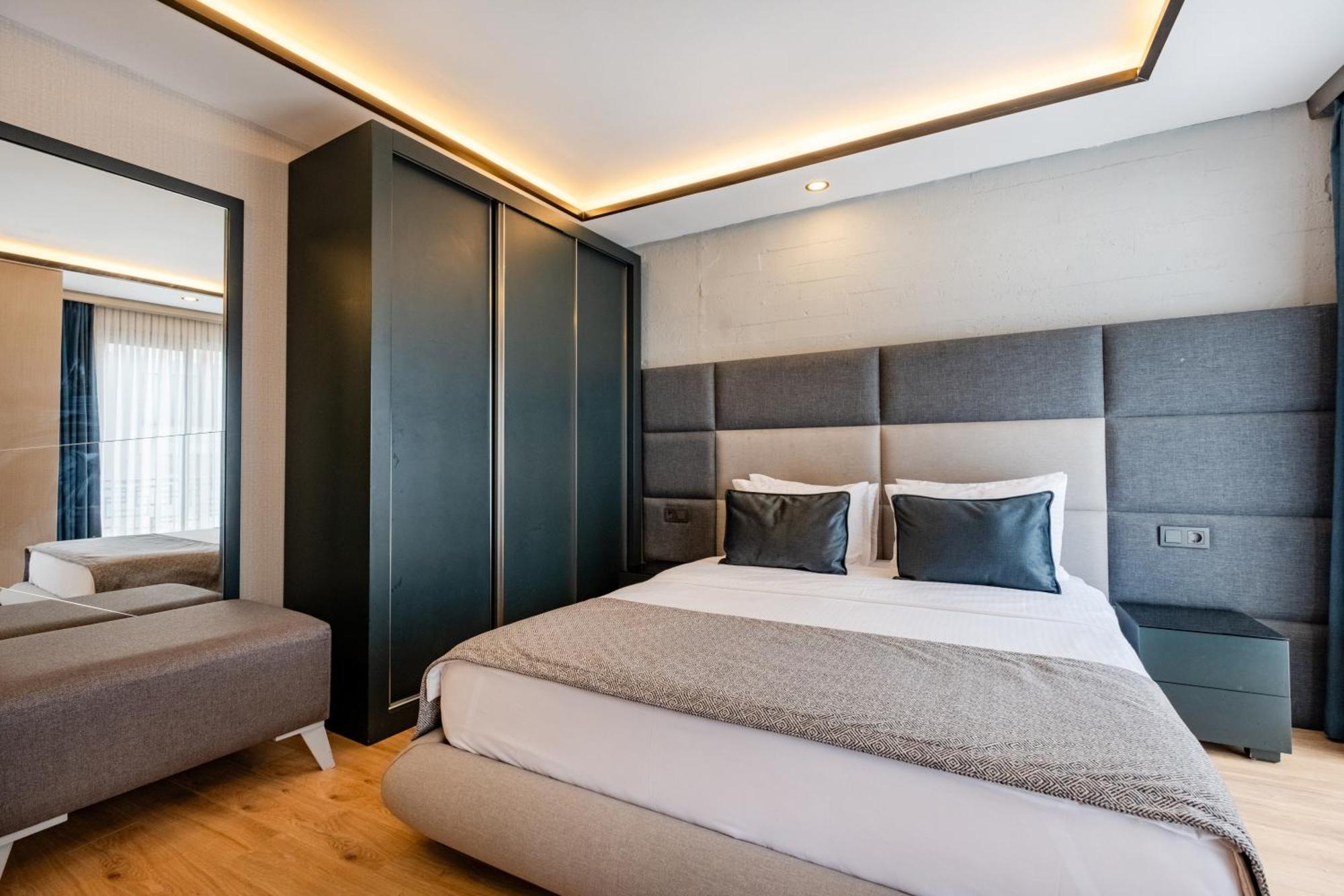 The Row Suites Taksim Istanbul Exterior photo