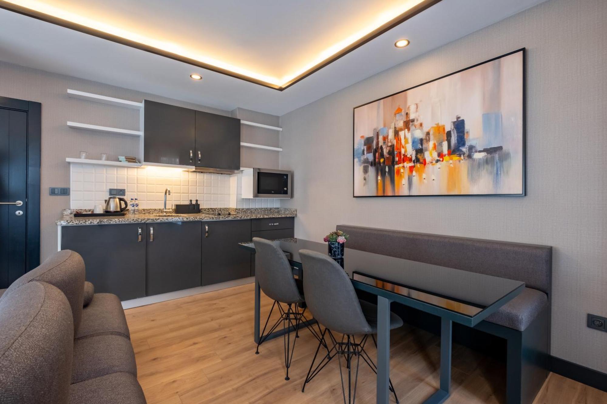 The Row Suites Taksim Istanbul Exterior photo