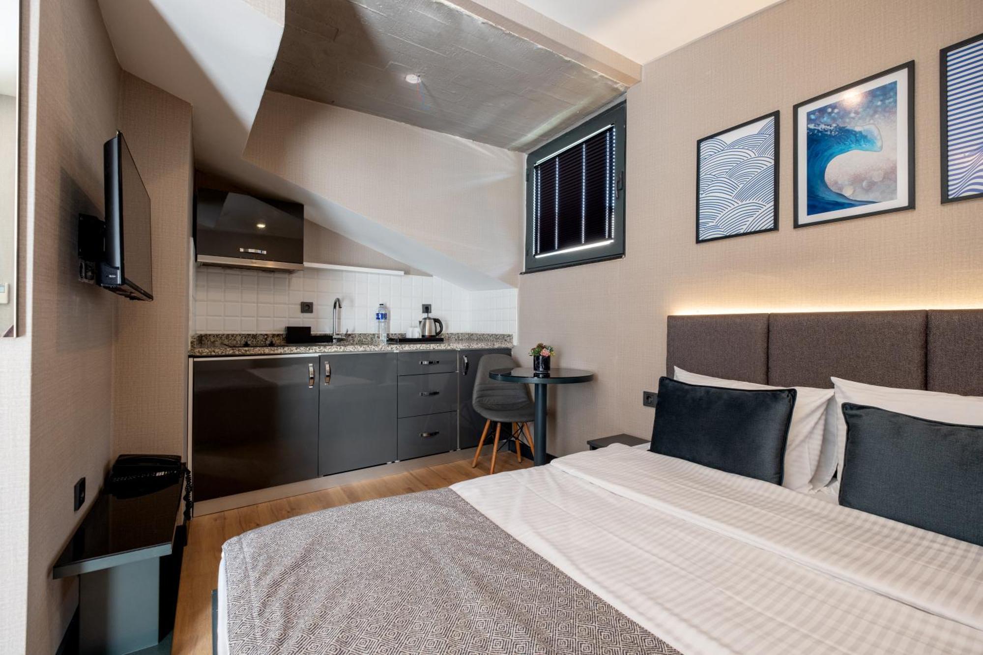 The Row Suites Taksim Istanbul Exterior photo